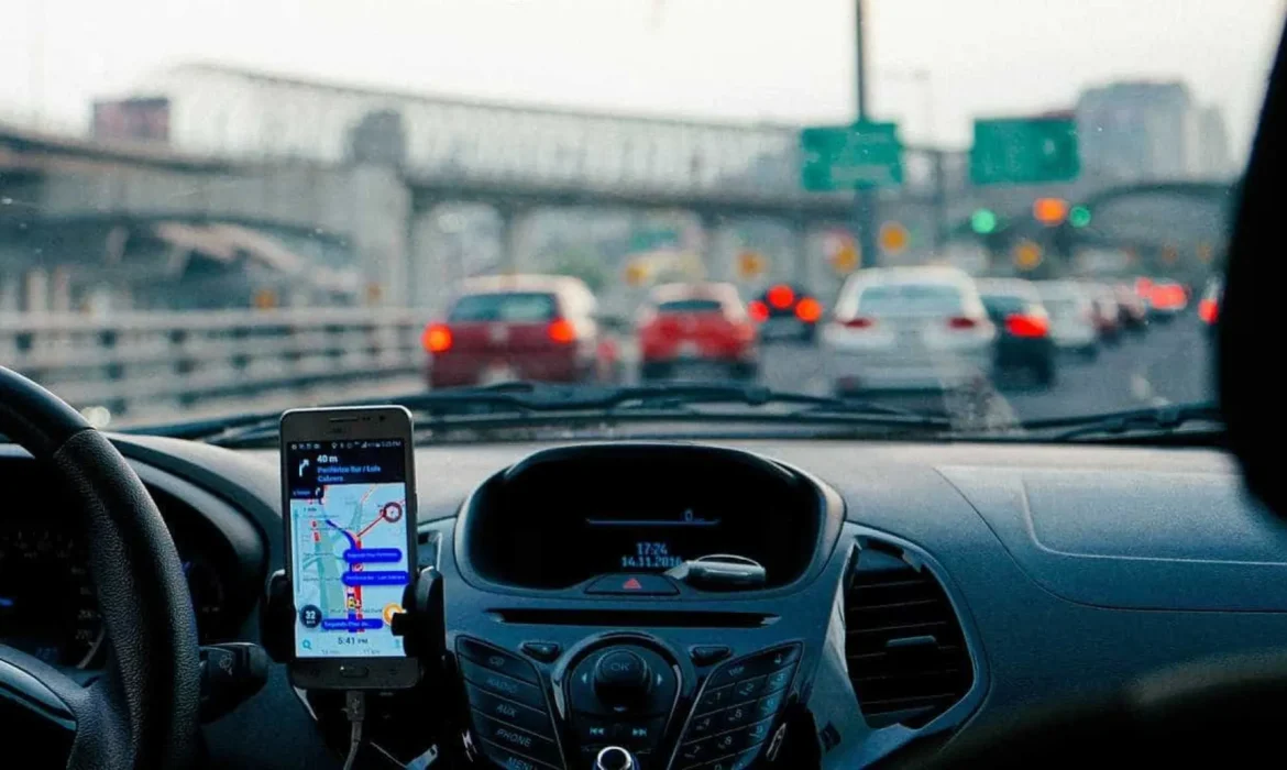 Uber deixa de aceitar alguns modelos de carros para as categorias Black e Comfort