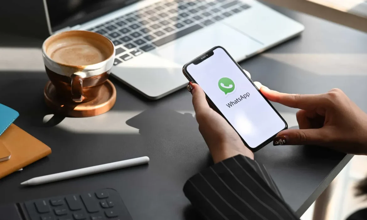 Vírus assume controle do WhatsApp Web para roubar senhas de bancos
